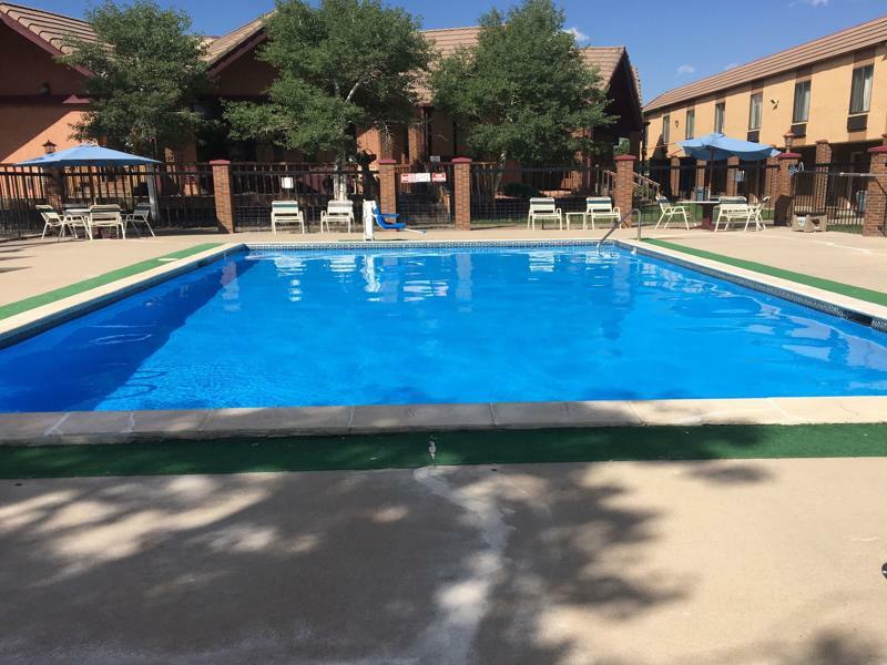 Americas Best Value Inn & Suites Ft Collins E At I-25 Форт Коллинс Экстерьер фото