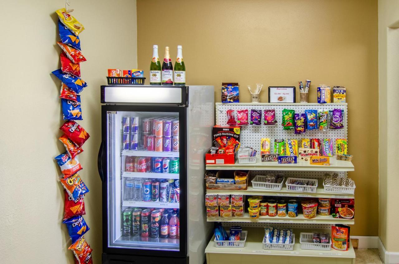 Americas Best Value Inn & Suites Ft Collins E At I-25 Форт Коллинс Экстерьер фото